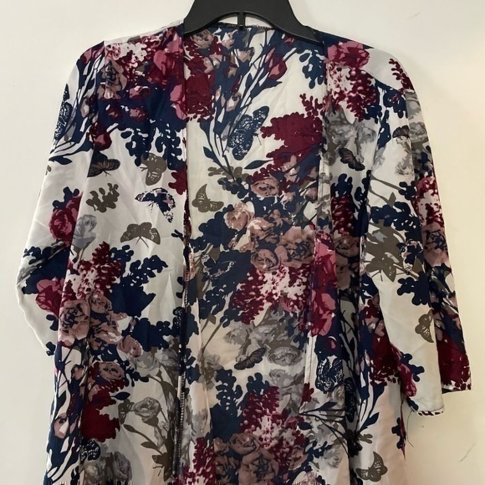 Floral Short Sleeve Blue, White & Maroon Kimono Cover Up size Small